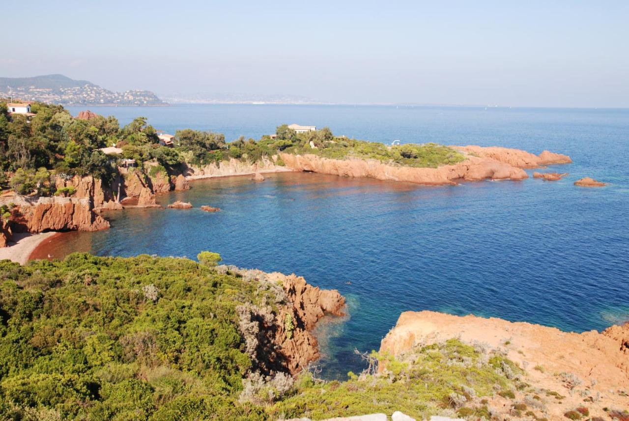 Agay Cap Esterel Le Hameau F2 Clim Plein Sud Dernier Etage Magnifique Vue Mer Saint-Raphaël Eksteriør bilde