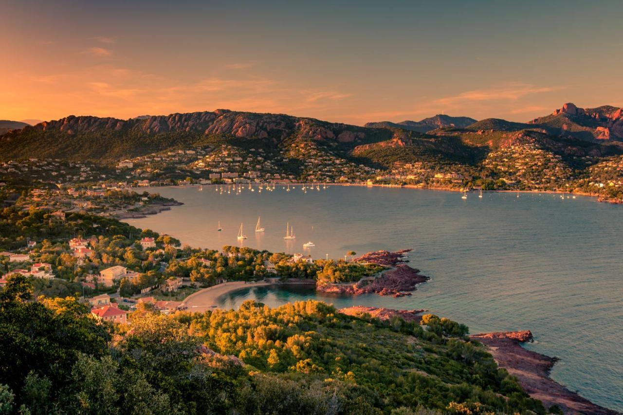 Agay Cap Esterel Le Hameau F2 Clim Plein Sud Dernier Etage Magnifique Vue Mer Saint-Raphaël Eksteriør bilde