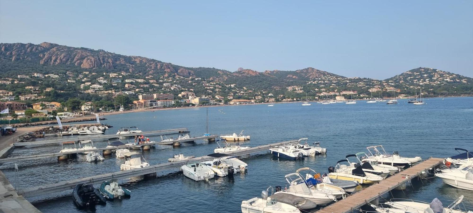 Agay Cap Esterel Le Hameau F2 Clim Plein Sud Dernier Etage Magnifique Vue Mer Saint-Raphaël Eksteriør bilde
