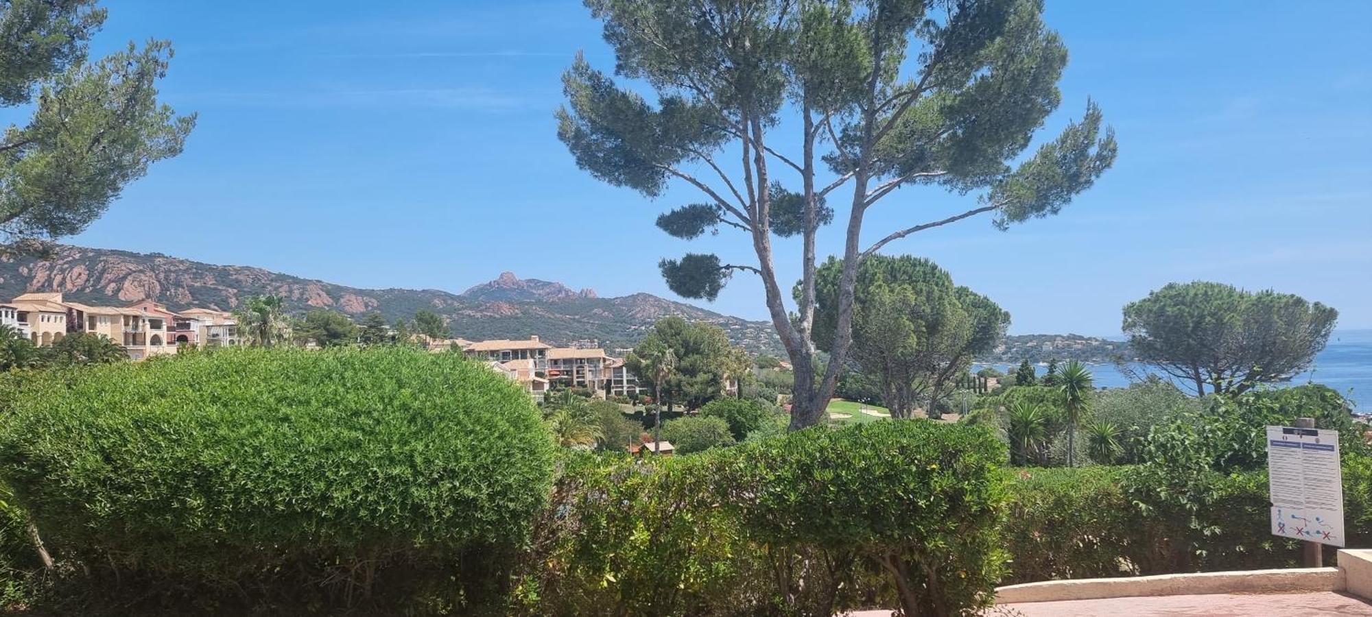 Agay Cap Esterel Le Hameau F2 Clim Plein Sud Dernier Etage Magnifique Vue Mer Saint-Raphaël Eksteriør bilde