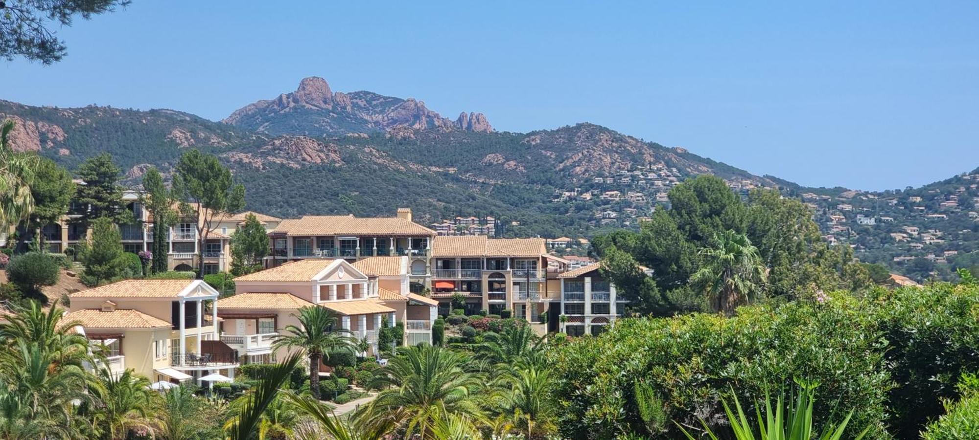 Agay Cap Esterel Le Hameau F2 Clim Plein Sud Dernier Etage Magnifique Vue Mer Saint-Raphaël Eksteriør bilde